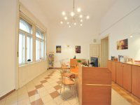 Eladó üzlethelyiség