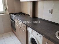 Kiadó panellakás, albérlet, Veszprémben, Haszkovó utcában