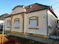 Eladó családi ház, Pacsán 74.9 M Ft, 5 szobás