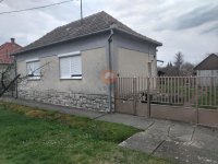 Eladó családi ház, Szentlőrincen 39 M Ft, 2 szobás