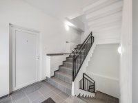 Eladó családi ház, Dunabogdányban 250 M Ft, 8 szobás