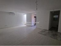 Eladó ikerház, Szigetszentmiklóson 104.9 M Ft, 5 szobás