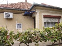 Eladó családi ház, Solton 24.99 M Ft, 2+1 szobás