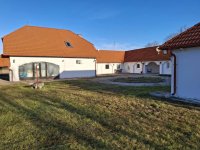 Eladó hotel, Hegyeshalomban 250 M Ft, 16 szobás
