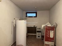 Eladó téglalakás, II. kerületben 158 M Ft, 4 szobás