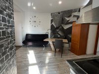 Kiadó téglalakás, albérlet, Pécsett 250 E Ft / hó, 3 szobás