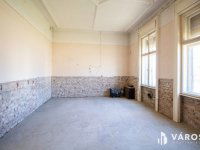 Eladó iroda, Orosházán 41.9 M Ft, 6 szobás