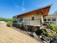 Eladó családi ház, Pócsmegyeren 139 M Ft, 3 szobás