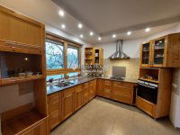 Eladó családi ház, Székesfehérvárott 194.9 M Ft, 5+2 szobás