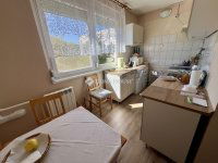 Eladó panellakás, Pécsett 44.9 M Ft, 2 szobás