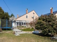 Eladó ikerház, III. kerületben 239 M Ft, 6 szobás