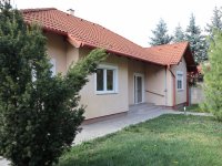 Eladó családi ház, Sarródon 89 M Ft, 1 szobás