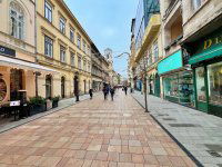 Eladó téglalakás, V. kerületben 179 M Ft, 3 szobás