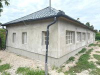 Eladó családi ház, Poroszlón 22 M Ft, 1+2 szobás