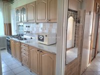 Eladó téglalakás, Gyöngyösön 45 M Ft, 2+2 szobás