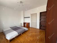 Eladó téglalakás, Debrecenben 145 M Ft, 5 szobás