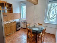 Kiadó téglalakás, albérlet