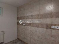 Eladó családi ház, Makón 104.99 M Ft, 4 szobás