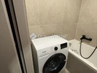 Eladó panellakás, Pécsett 51.9 M Ft, 2 szobás