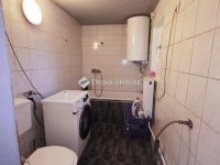 Eladó családi ház, Szegeden 57.9 M Ft, 4+2 szobás