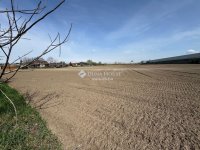 Eladó ipari ingatlan, Szigetszentmiklóson 748 M Ft