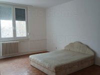 Eladó téglalakás, Tatabányán 40 M Ft, 2 szobás