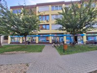Eladó üzlethelyiség, Hódmezővásárhelyen, Andrássy úton