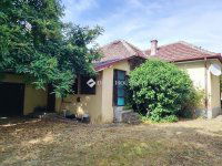 Eladó családi ház, Vecsésen 112 M Ft, 4 szobás