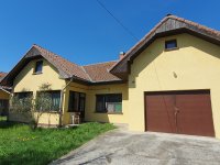 Eladó családi ház, Kamondon 39.9 M Ft, 4 szobás