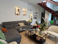 Eladó téglalakás, XIV. kerületben 230 M Ft, 3 szobás