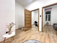 Eladó téglalakás, VI. kerületben 76 M Ft, 2+1 szobás