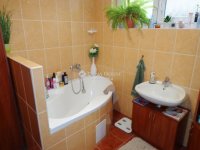 Eladó családi ház, Zebegényben 150 M Ft, 5 szobás