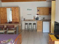 Eladó hotel, Zalakaroson 89.9 M Ft, 10 szobás