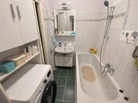 Eladó téglalakás, Pécsett 54.9 M Ft, 2+1 szobás