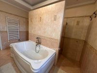 Eladó családi ház, Siófokon 375 M Ft, 6 szobás