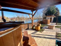 Eladó nyaraló, Szarvason 270 M Ft, 8 szobás