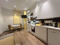 Eladó téglalakás, Pécsett 72 M Ft, 4 szobás