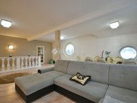 Eladó családi ház, XVI. kerületben 249 M Ft, 6 szobás