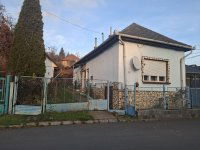 Eladó családi ház