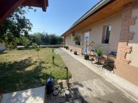 Eladó családi ház, Zsámbokon 54 M Ft, 3 szobás