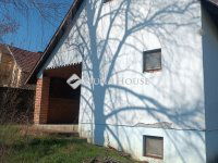 Eladó családi ház, Szegeden 54.99 M Ft, 2 szobás