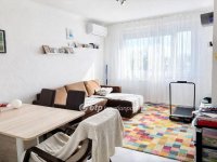 Eladó panellakás, Szegeden 48.3 M Ft, 2+1 szobás