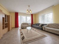 Eladó családi ház, Szabadbattyánban 74 M Ft, 7 szobás