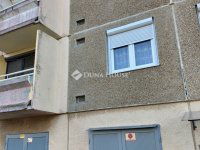 Eladó panellakás, Dorogon 55.9 M Ft, 3 szobás