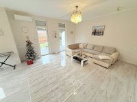 Eladó családi ház, XVIII. kerületben 149.9 M Ft, 6 szobás