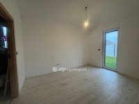 Eladó sorház, Velencén 220 M Ft, 5 szobás / költözzbe.hu