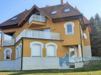 Eladó családi ház, Keszthelyen 144 M Ft, 6 szobás