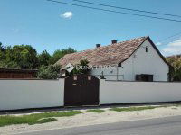 Eladó családi ház, Balatonkenesén 89.9 M Ft, 3 szobás