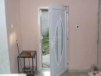 Eladó családi ház, Esztergomban 119.9 M Ft, 6 szobás