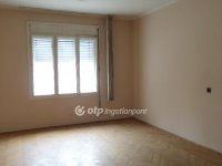 Eladó téglalakás, Nagykanizsán 34 M Ft, 3 szobás